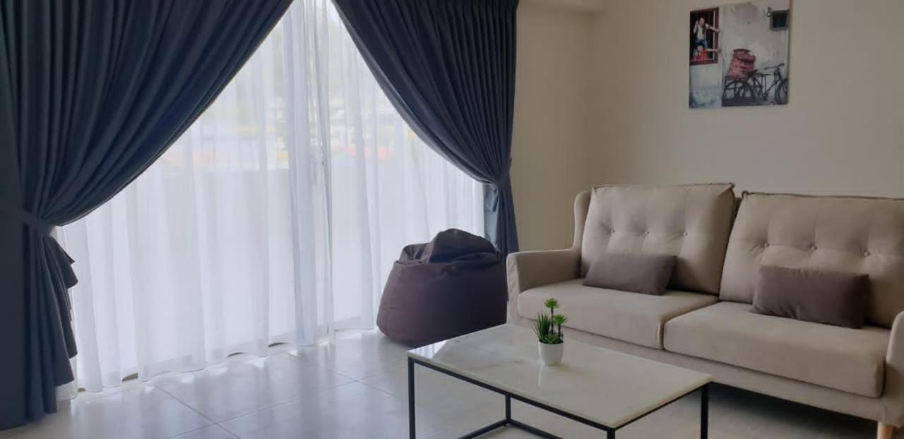באטו פרינג'י By The Sea Suites - Managed By Sdb Host מראה חיצוני תמונה