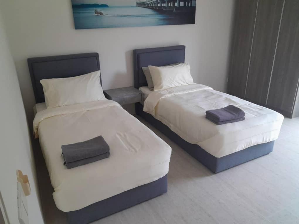 באטו פרינג'י By The Sea Suites - Managed By Sdb Host מראה חיצוני תמונה
