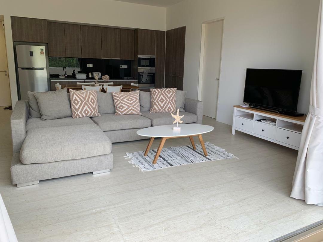 באטו פרינג'י By The Sea Suites - Managed By Sdb Host מראה חיצוני תמונה